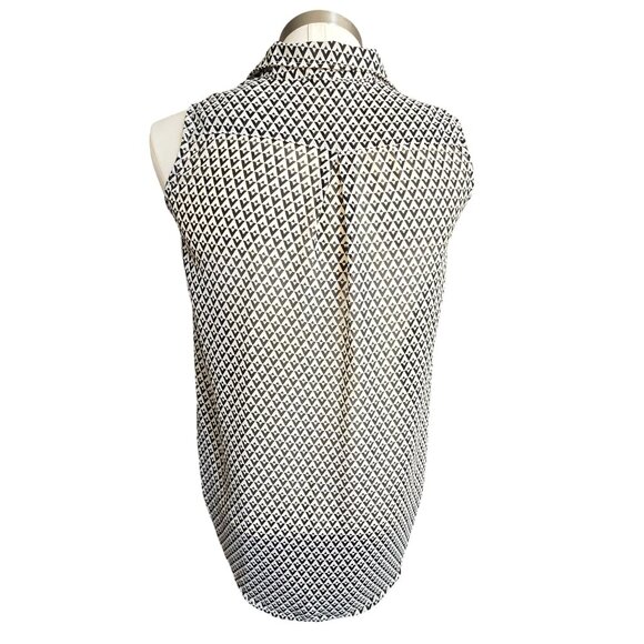 H&M Black & White Blouse Geometric Sleeveless Button-Up Womens Size S JJ3949 - Picture 7 of 7
